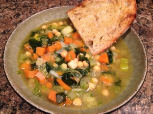 Garlicky winter veg soup